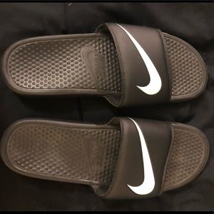 Men’s Nike Slides Sz 12